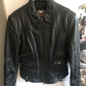 Harley Davidson black leather jacket. Like new